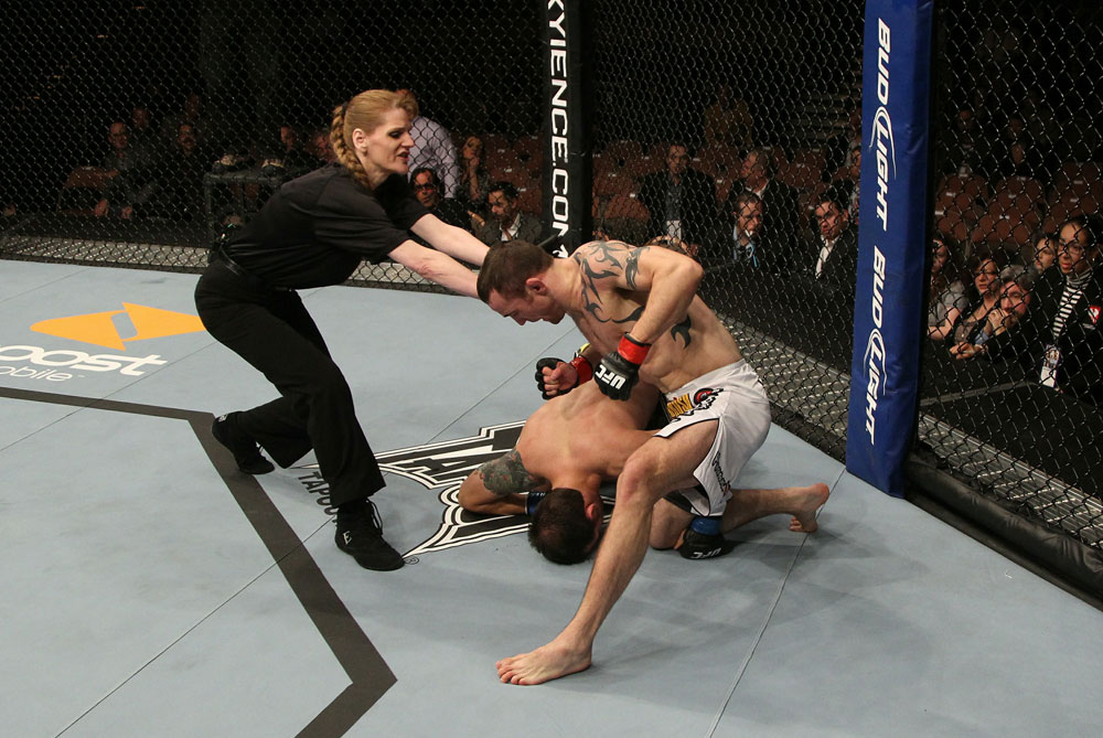 http://video.ufc.tv/126/images/126_event/03_taylor_ruediger_013.jpg