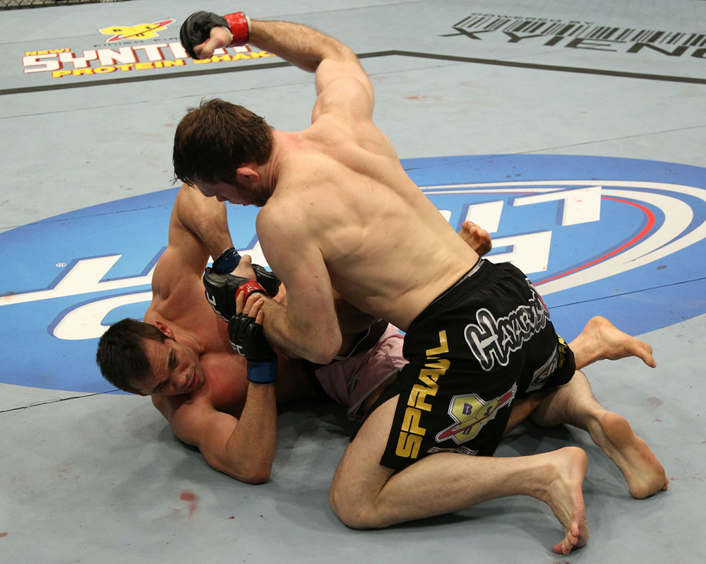 http://video.ufc.tv/126/images/126_event/10_griffin_franklin_014.jpg