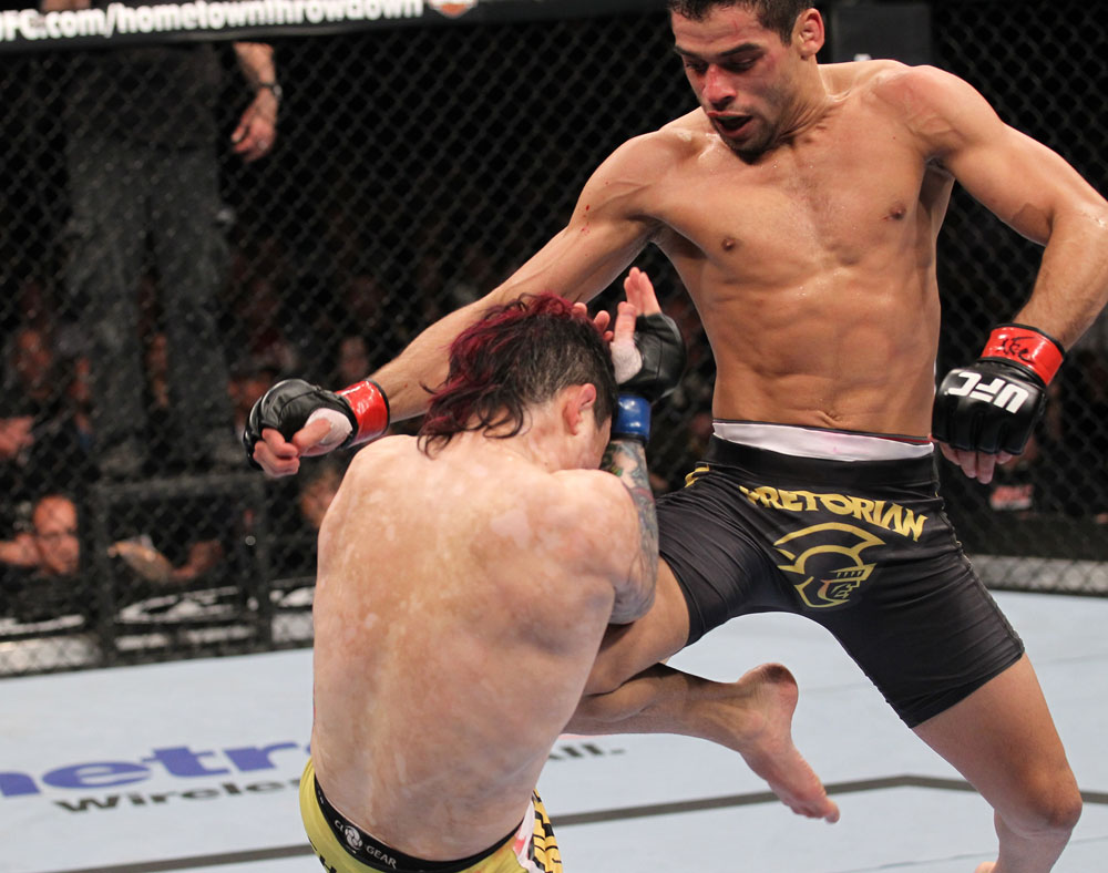 ufc143_08_barao_vs_jorgensen_008.jpg